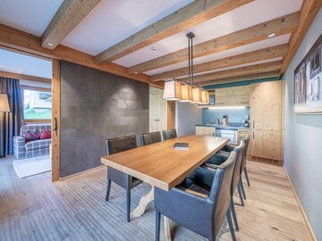 Apartment 3 dining area