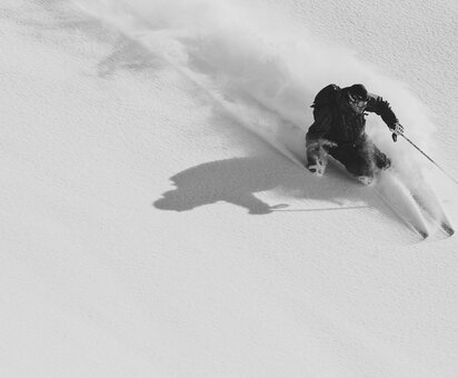 deep snow skiing in Obergurgl